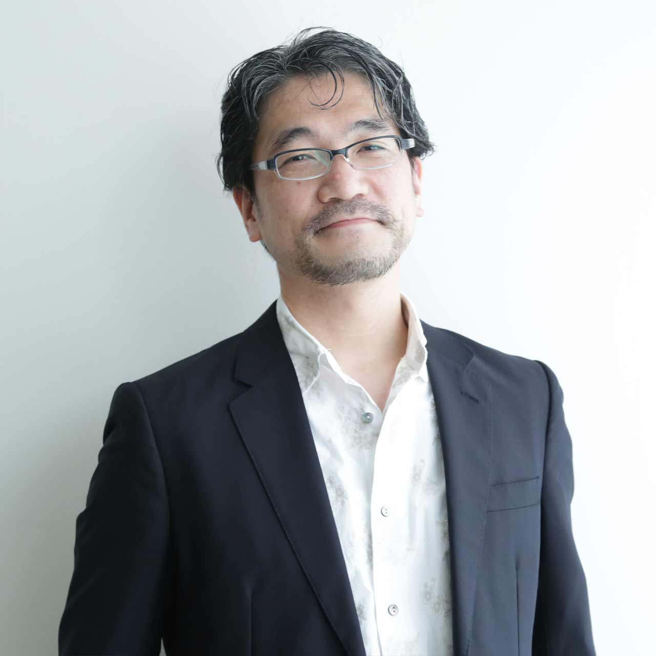 中野健