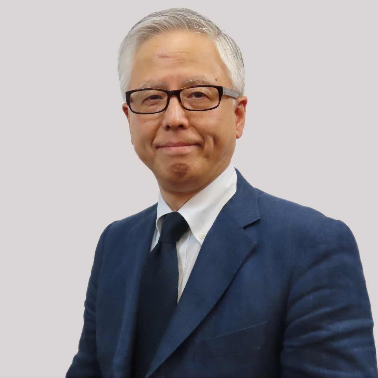 更岡 剛